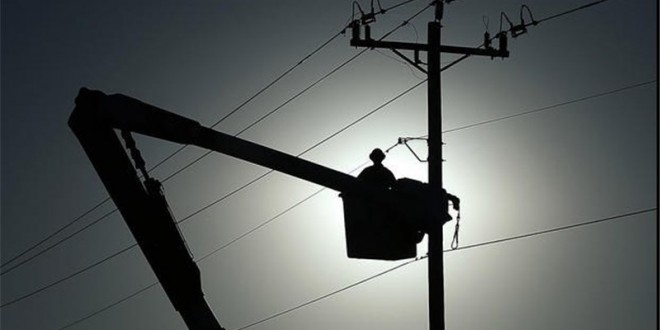 هدفگذاری کاهش خاموشیهای تهران در سال 94 محقق نمیشود