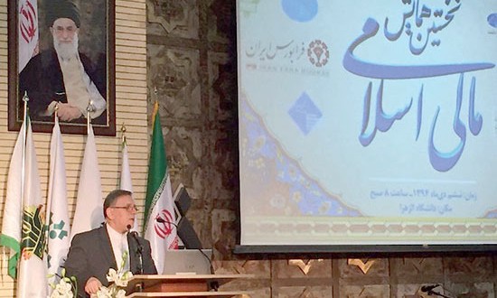 نیمی از منابع بانکی منجمد است