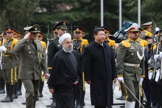 رئیس‌جمهوری اسلامی ایران صبح امروز رئیس‌جمهور چین استقبال کرد.