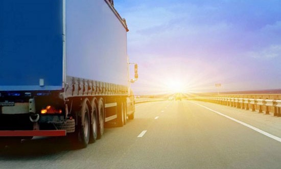استقرار خودروهای تجاری در پایگاه صادراتی