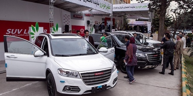 شرکت‌های خارجی باید از بازار بزرگ خودرو ایران استفاده کنند