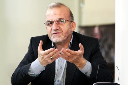 شورای رقابت فقط به خودرو چسبیده/ به جای قیمت‌گذاری خودرو، اقتصاد را رقابتی کنید