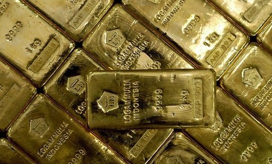 افت دلار و بازارهای سهام آسیا، طلا را صعودی کرد/ هر اونس 1270 دلار