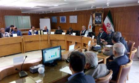 معاون وزیر صنعت: مشکل نقدینگی مجتمع های صنعتی اسفراین بزودی حل می شود