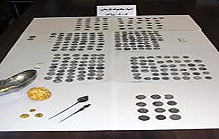 کشف محموله تاریخی و سکه های طلا و نقره دوران ساسانی+عکس