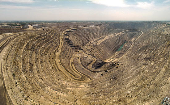 سرقینی: ما مدافع وضع عوارض صادراتی مواد خام هستیم