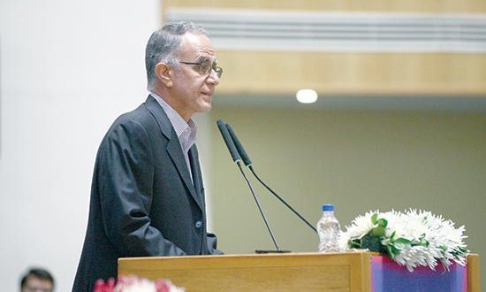 دبیر انجمن سنگ ایران در همایش روز صنعت و معدن مطرح کرد اجرای ماده ۱۴ قانون معادن برای حمایت از زنجیره ارزش