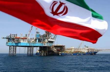 بلومبرگ: ایران می تواند در زمینه نفت الگوی خوبی برای عربستان باشد