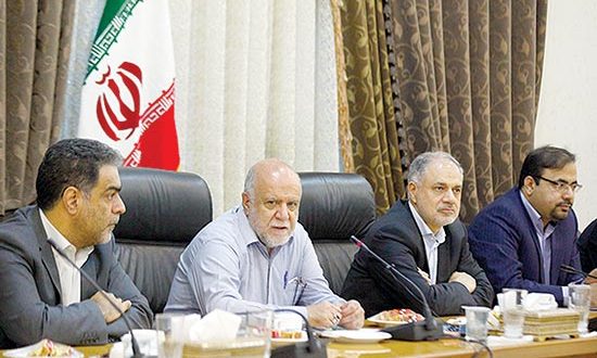 توسعه لایه نفتی با اجرای قراردادهای نفتی