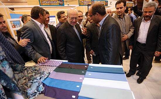 وزیر صنعت، معدن و تجارت در بازدید از نمایشگاه هفته فرهنگی و اقتصادی لرستان: حمایت ویژه از سرمایه‌گذاران در ۱۲ استان