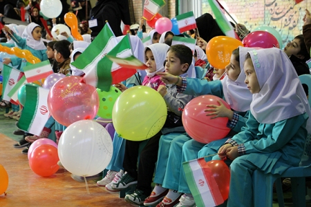 زنگ شکوفه ها در مدارس کشور نواخته شد