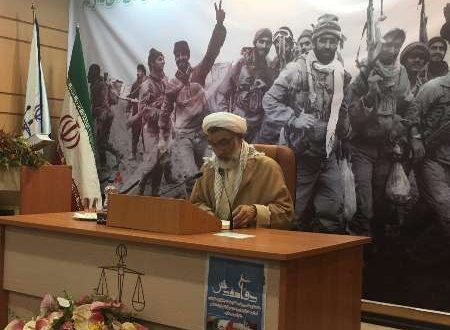 ایرانیان با خفت به حج نمی روند/ حاضر شدن در پای میز مذاکره یعنی کنار نکشیدن از معرکه