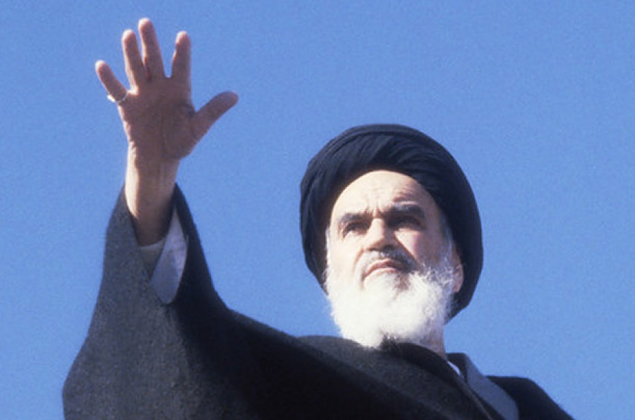 چهارم آبان ماه نقطه عطف در نهضت اسلامی