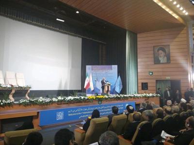 ظریف: امکان تبدیل فرصت و تهدید در شرایط گذار/کنشگران بین المللی متعدد شده اند