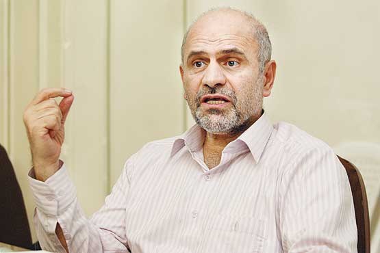 گفتگوی صریح و شفاف با دکتر فرشاد  مومنی با عنوان ” هزینه های اروپایی، درآمدهای آفریقایی” تاملی بر هدفمندی یارانه ها