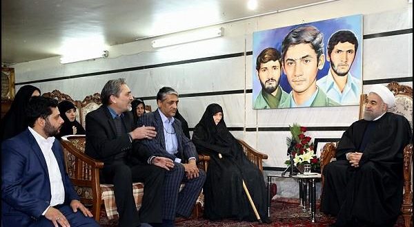 روحانی: خانواده های معظم شهدا الگوی بی نظیری برای ملت ایران هستند