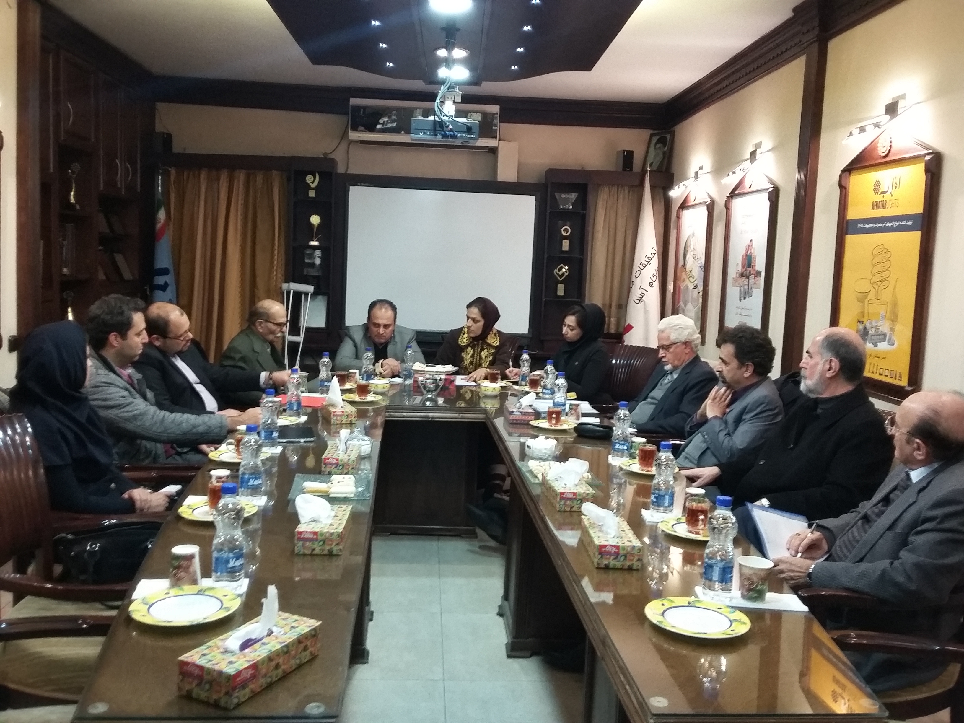 اولین نشست کمیته آموزش و پژوهش خانه صنعت، معدن استان تهران