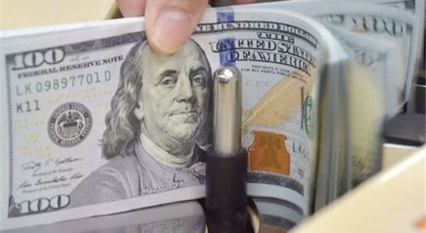 انعکاس ۸ماه ارزانی مصنوعی دلار در بازار/بازی خطرناک با نرخ ارز