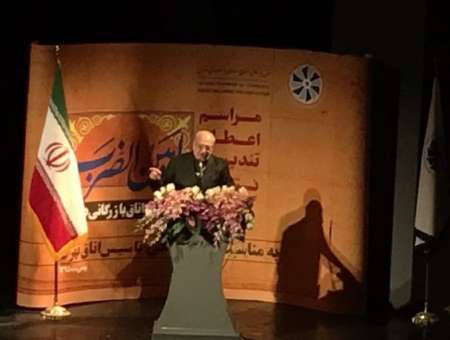 نعمت زاده اعلام کرد: طرح دولت برای پیشرو کردن 200 نخبه اقتصادی