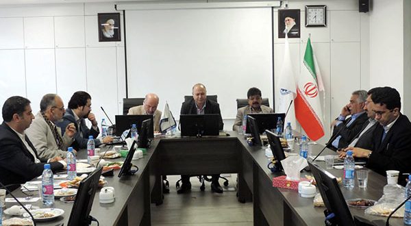 اقتصاد مقاومتی برای مقابله با اقتصاد آسیبپذیر