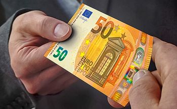 بازتاب نتیجه انتخابات فرانسه در بازار ارز ایران