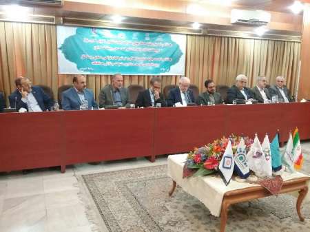 توافق نامه پنج جانبه همکاری های مشترک ساخت شهرک صنعتی پوشاک کشور امضا شد