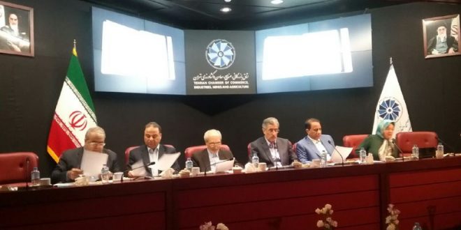 رئیس اتاق تهران: قرارداد با رنو موفقیتی دیگر در اقتصاد کشور بود