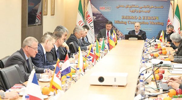 جذب ۵۰ میلیارد دلار سرمایهخارجی برای بخش معدن