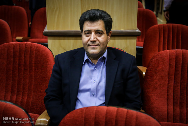 گره کاهش حجم تجارت خارجی، سست شد/ سحر تحریم‌ها چطور باطل می‌شود؟