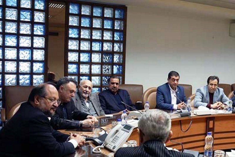 وزیر کار: مشکلات زنجیره ای سرمایه اجتماعی را تضعیف کرد