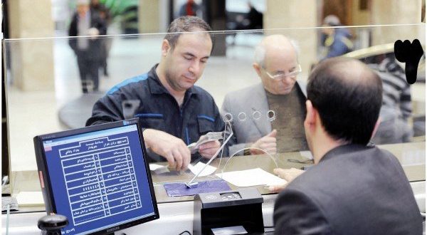 رئیس کمیسیون برنامه مجلس: مالیات سود سپرده منتفی است/ دولت معافیت‌های زائد را اعلام کند