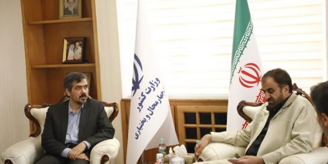 معاون وزیر صنعت: توسعه صنایع انرژیبر در کشور محدود میشود