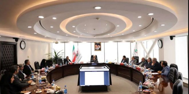 رئیس سازمان بورس: تلاش خود را برای رفع محدودیت‌های موجود در لایحه بودجه به کار گرفته‌ایم